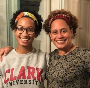 Meet your Posher, Maya